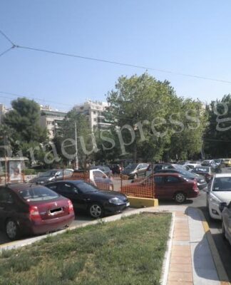 Ένα απέραντο πάρκινγκ το Πασαλιμάνι (Φωτο)