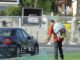Έβαψαν το γρασίδι με πράσινη μπογιά… για να περάσει ο υπουργός!