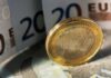 Δείτε πόσο αυξάνονται μισθοί – συντάξεις μετά τη μείωση της έκτακτης εισφοράς