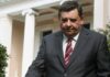 Παραιτείται από πρόεδρος του ΛΑΟΣ ο Γιώργος Καρατζαφέρης;