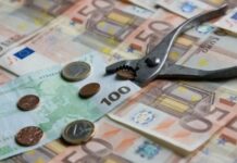 Έρχονται νέες περικοπές στους μισθούς του Δημοσίου