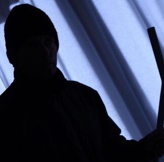 ΠΡΟΣΟΧΗ: Αυτός είναι ο κλέφτης που κυκλοφορεί ελεύθερος (Βίντεο – Ντοκουμεντο)