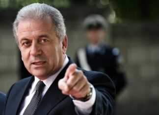Παραιτήθηκε από βουλευτής ο Δημήτρης Αβραμόπουλος