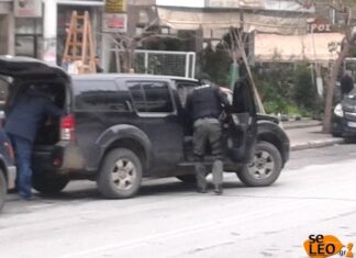 Θρίλερ στη Θεσσαλονίκη: Μπήκε στο ανθοπωλείο και “γάζωσε” με καραμπίνα τη γυναίκα του