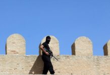 Νεκροί τρεις στρατιώτες στην Τυνησία από επίθεση ενόπλων