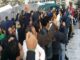 Σύνταγμα: Ένταση και λιποθυμίες από τους Σύρους πρόσφυγες