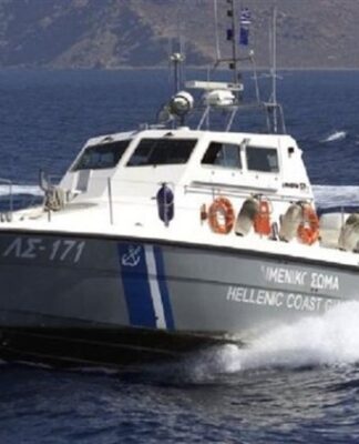 Εισροή υδάτων σε ακυβέρνητο αλιευτικό ανοιχτά της Κρήτης