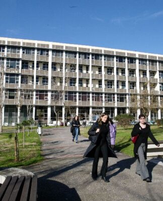 Αυτά είναι τα πανεπιστήμια που το πτυχίο τους σου ανοίγει όλες τις πόρτες
