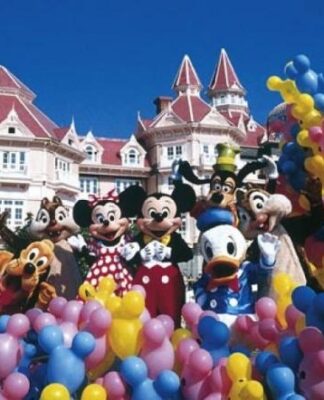 Η Eurodisney έρχεται στην Ελλάδα για να βρει… προσωπικό!