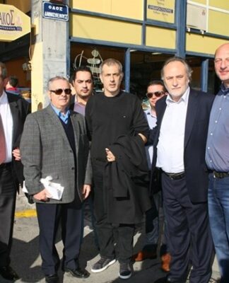 Στην αγορά του Πειραιά ο Γιάννης Μώραλης – Δείτε τι δήλωσε