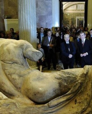 Βρετανικό Μουσείο: «Πακετάρει» τα Γλυπτά του Παρθενώνα για να τα δανείσει σε άλλες χώρες