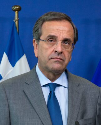 Στα γραφεία της ΝΔ ο Αντώνης Σαμαράς