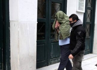 Ελεύθερη με 50.000 η πρώην σύζυγος του Βλαστού