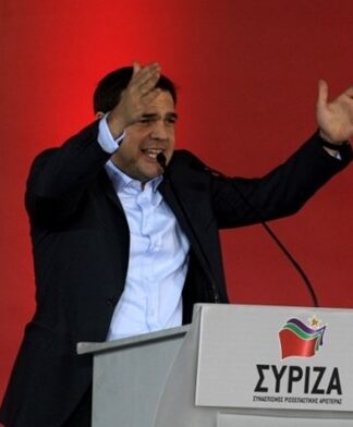 Με Ανδρέα Κάλβο έκλεισε την ομιλία του ο Αλέξης Τσίπρας