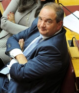 “Γραμμή” για τα ψηφοδέλτια δίνουν οι καραμανλικοί!
