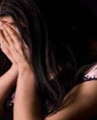 Απίστευτη καταγγελία στην Κρήτη: Εργοδότης φέρεται να έδειρε εργαζόμενη!