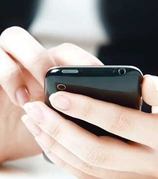 Δείτε τι συμβαίνει όταν αποχωριζόμαστε το κινητό μας