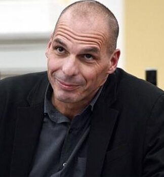 Δείτε το Γιάννη Βαρουφάκη ενώ κοιμάται! – Η φωτογραφία που έχει σαρώσει