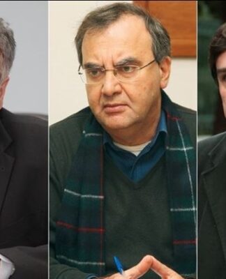 Το Μαξίμου πήγε… πλατεία!