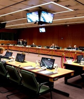 Με… μικρό καλάθι στο Eurogroup η Ελλάδα