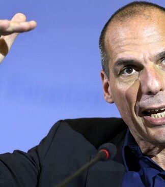 Βαρουφάκης στους New York Times: “Θα συγκρουστούμε με τα ισχυρά συμφέροντα”