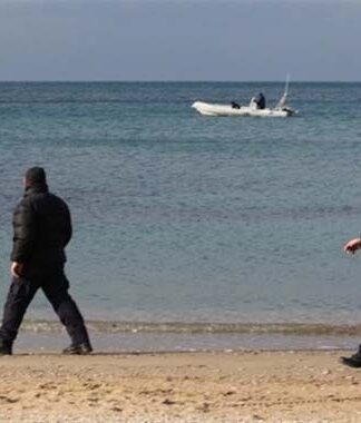 Σοκ: Nεκρός άντρας σε παραλία της Θεσσαλονίκης