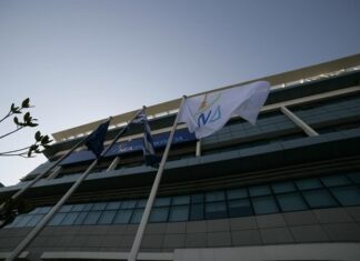 Στήνει κάλπες η Νέα Δημοκρατία την Τετάρτη