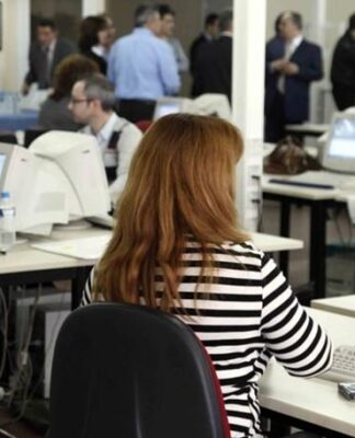 Πώς θα γίνουν οι επαναπροσλήψεις στο Δημόσιο