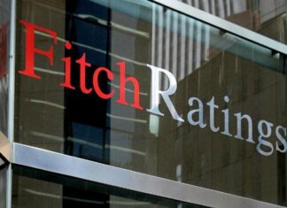 Ή θα πάρουμε την βοήθεια ή ο Fitch θα μας υποβαθμίσει