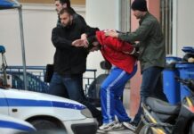 Αυτός είναι ο γιος της 60χρονης που δολοφονήθηκε στη Βούλα (Φωτο)