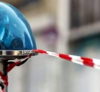 Συναγερμός με ύποπτο δέμα έξω από την αμερικανική πρεσβεία