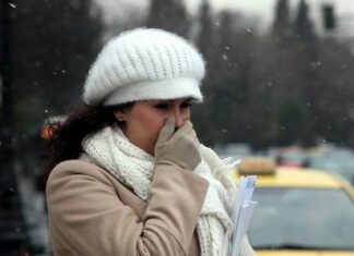Καιρός: Tσουχτερό κρύο και πρόσκαιρες βροχές