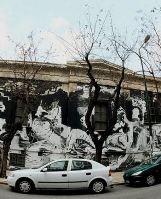 Διχάζει το νέο γκράφιτι που κάλυψε το Πολυτεχνείο (φωτο)
