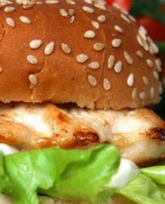 Ώρα για hamburger με μπιφτέκι κοτόπουλου!