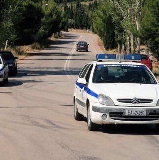 Χαμός στην Ηλεία: Πέταξε από το μπαλκόνι τη μητέρα της 15χρονης φίλης του