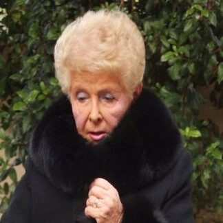 ΑΠΙΣΤΕΥΤΟ: Πόσα χρήματα έπαιρνε η Βέφα Αλεξιάδου κάθε μήνα
