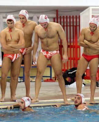 ΠΟΛΟ: Ο Ολυμπιακός συνέτριψε τη Γλυφάδα