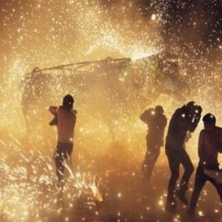 ΣΗΜΑΝΤΙΚΟ: Τι να προσέξετε με τα βεγγαλικά και τα πυροτεχνήματα;