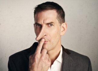 Τα 10 σημάδια ότι ο συνομιλητής σας ψεύδεται ασύστολα! (Βίντεο)