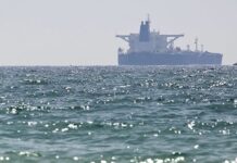 Τουρκικό φορτηγό πλοίο βομβαρδίστηκε ανοιχτά της Λιβύης