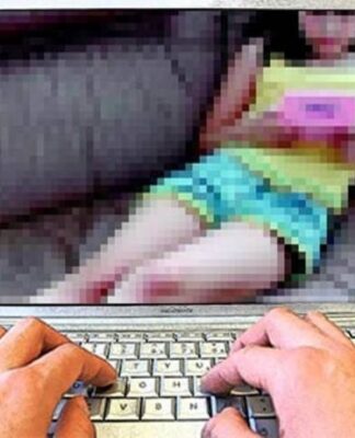 ΠΡΟΣΟΧΗ: Δείτε τι κάνουν για να αποσπάσουν γυμνά βίντεο ανηλίκων