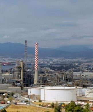 Εικόνα που σοκάρει από την έκρηξη στα διυλιστήρια Ασπροπύργου