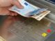 Δείτε από τι ώρα θα λειτουργήσουν σήμερα τα ΑΤΜ