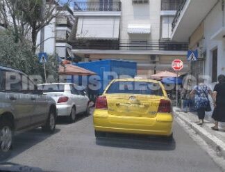 Κυκλοφοριακό κομφούζιο στην…Παλιά Κοκκινιά – Δείτε τι συνέβη