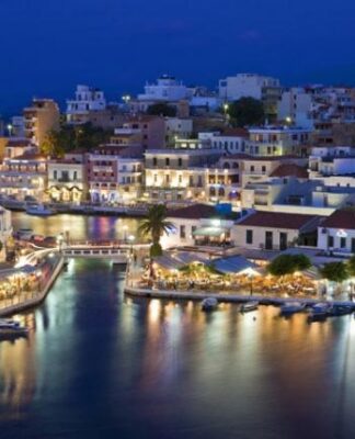 Μπαράζ τουριστικών ακυρώσεων στην Κρήτη