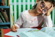 Διαβάστε αυτά τα σχολικά “μαργαριτάρια” και θα πέσετε κάτω από τα γέλια!