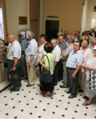 Τρέχουν να συνταξιοδοτηθούν 150.000 ασφαλισμένοι