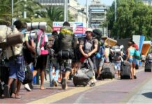 Μείωση τουριστικών κρατήσεων στην Ελλάδα