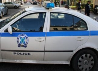 Ληστεία με χειροβομβίδα σε τράπεζα στην Πεύκη