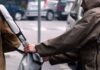 ΚΕΡΑΤΣΙΝΙ: Ένοπλη ληστεία στη μέση του δρόμου